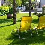 Palm View Apartment *